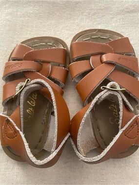 Salt Water Sandal by Hoy Shoes Classic Size 3 Tan Brown Baby